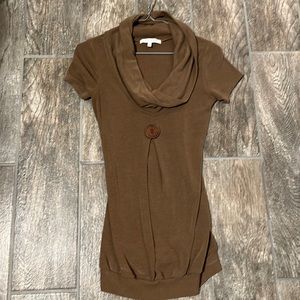 Charlotte Russe brown tunic short sleeved sweater, S